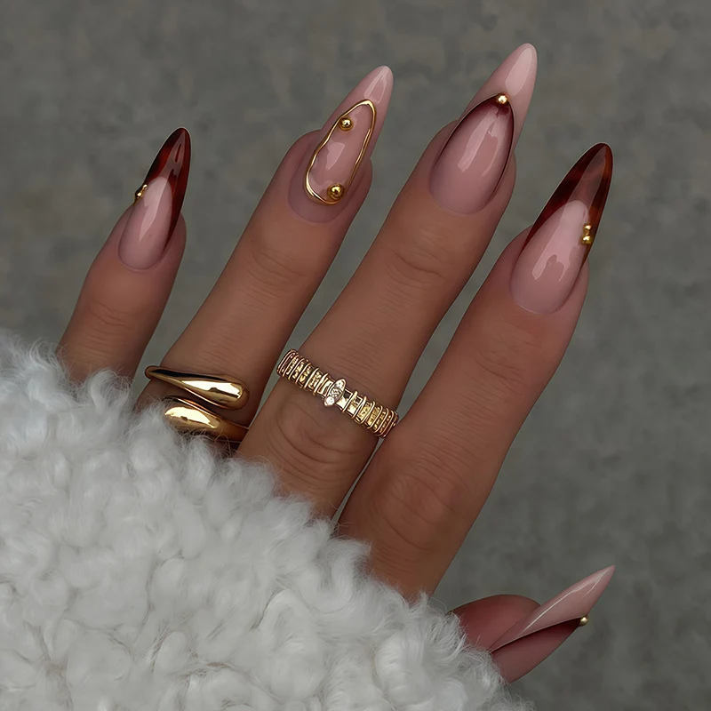 Modisches Kunstnagelset Karnz