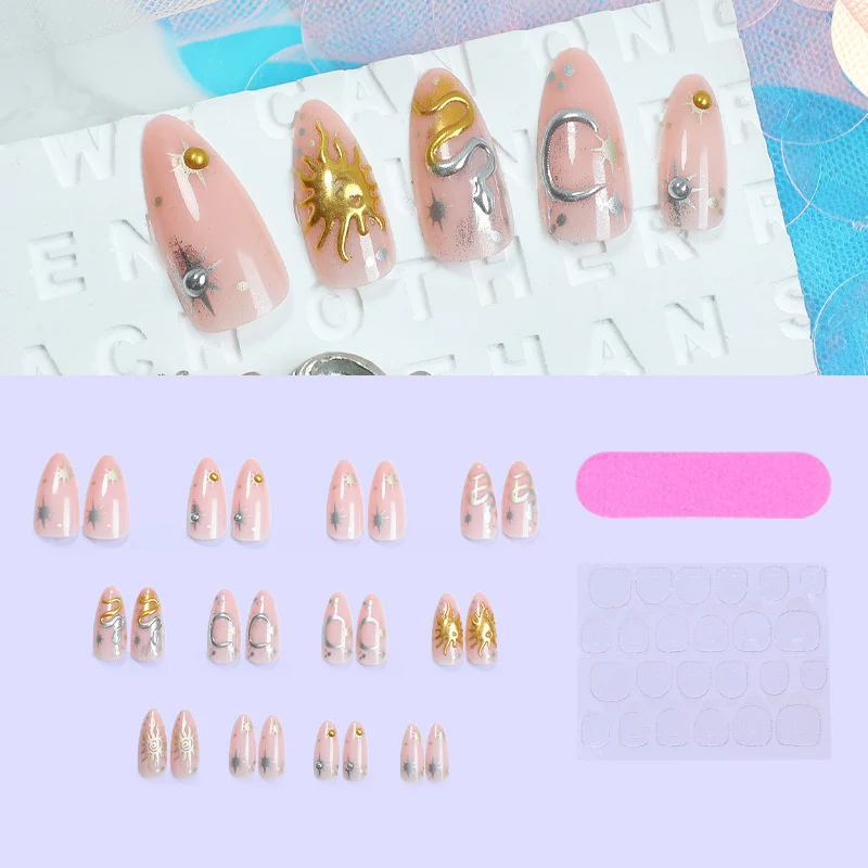 Kunstnagelset mit Sternen- und Mondmotiven Karnz