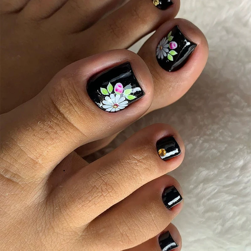 Kunstnagelset mit schimmerndem holographischen Design Karnz
