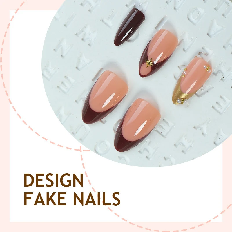 Kunstnagelset mit luxuriösem Hochglanz-Design und kreativen Akzenten Karnz