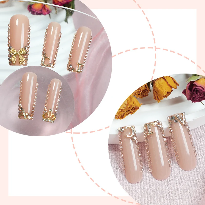 Kunstnagelset mit eleganten Strass-Details Karnz
