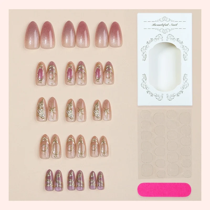 Kunstnagelset mit eleganten Glitzer- und Blumenapplikationen Karnz